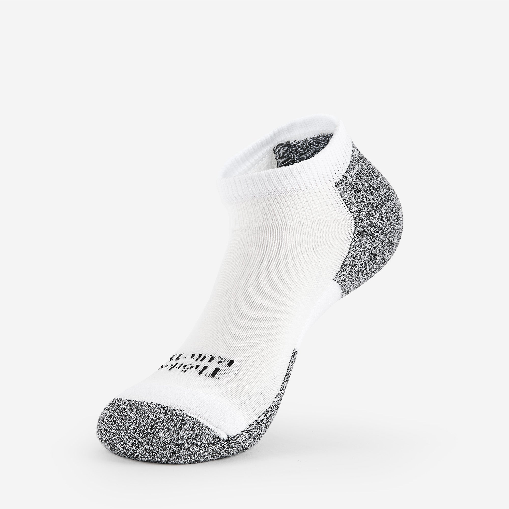 Men's Light Cushion Low-Cut Running Socks | LRCM | #color_white-black