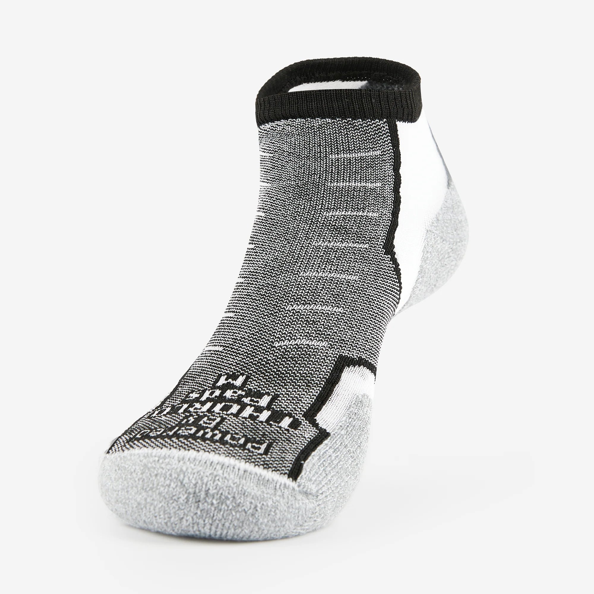 Experia TECHFIT Light Cushion Low-Cut Socks | XCCU | #color_white-black