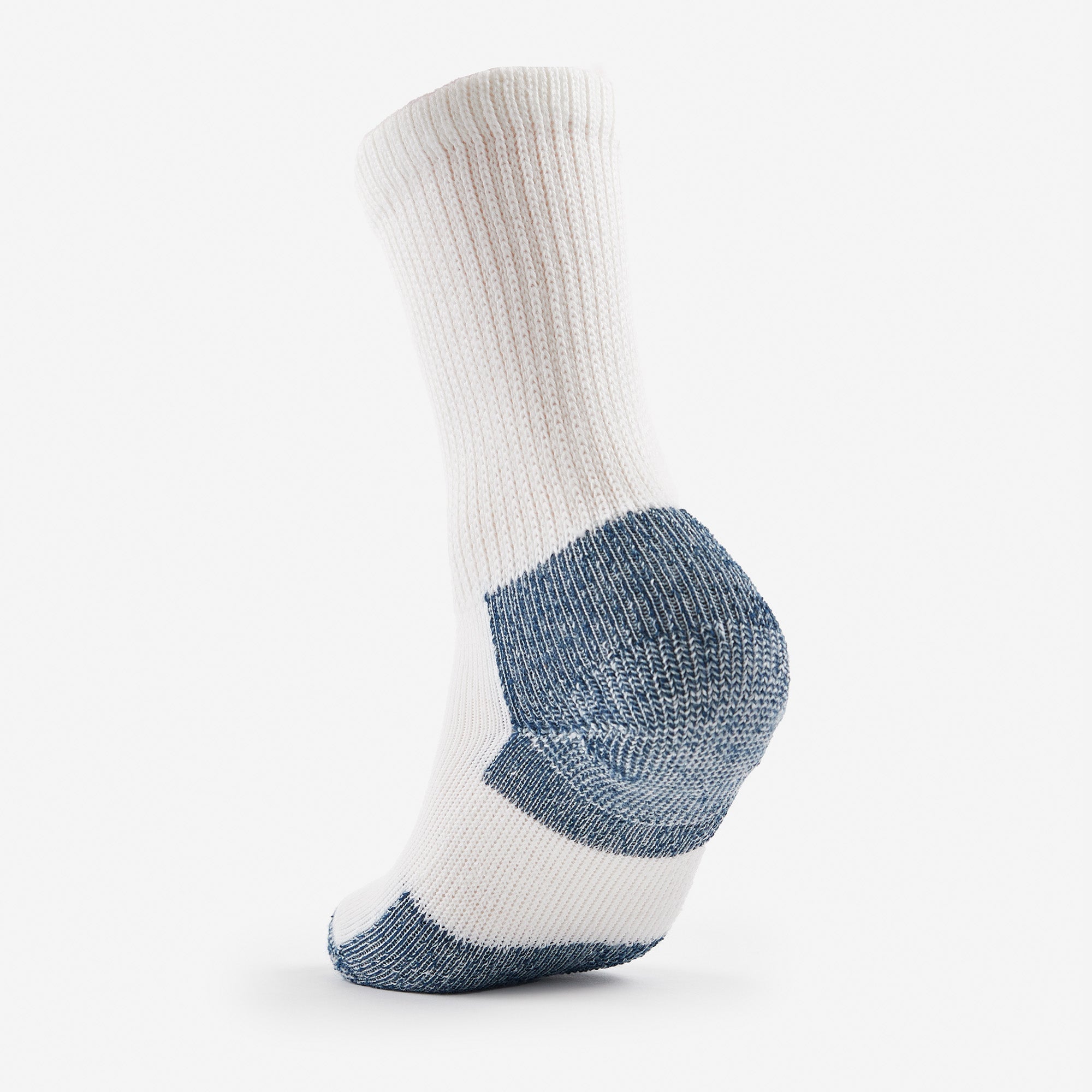 Maximum Cushion Crew Running Socks | XJ | #color_white-navy